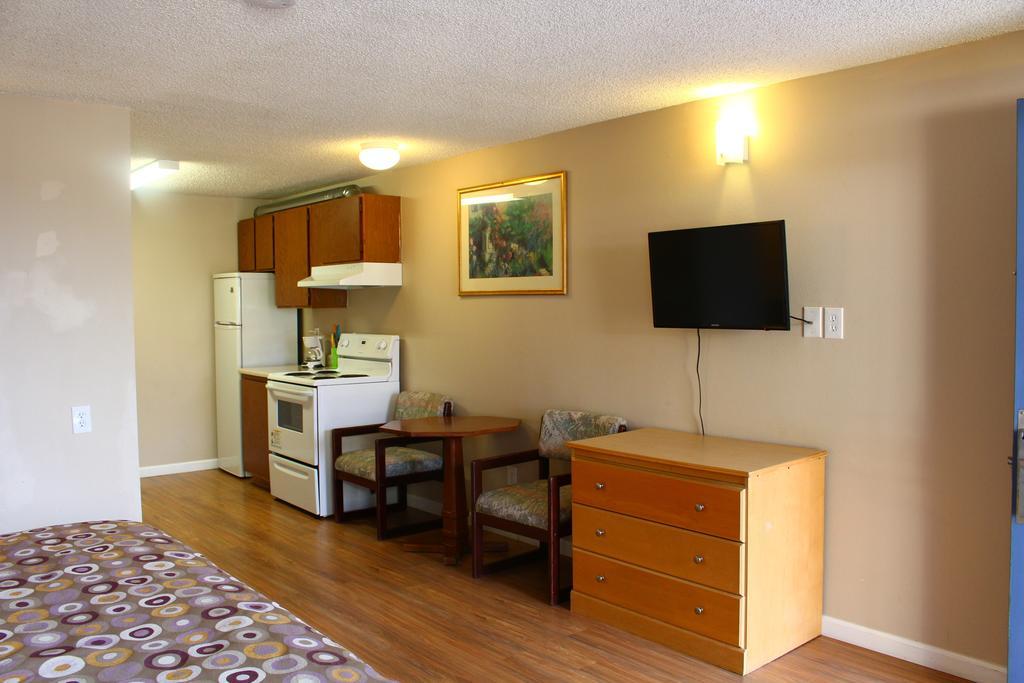 Days Inn By Wyndham Lakewood South Tacoma חדר תמונה